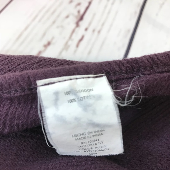 Daisy Fuentes size 20W purple shark bite skirt - Picture 4 of 5